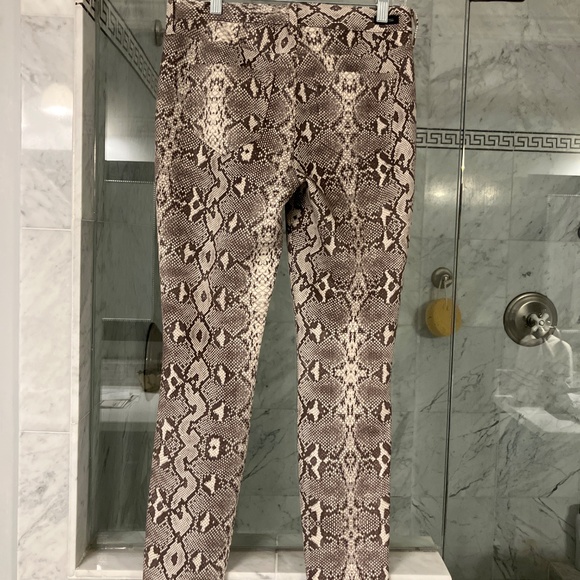 Liverpool stretch python pants, size 4 - Picture 3 of 4